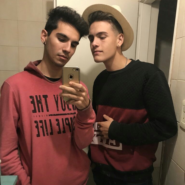 Cocharogn's tweet photo. #NuevaFotoDePerfil #TeCoje https://t.co/loaUEUpZCK
