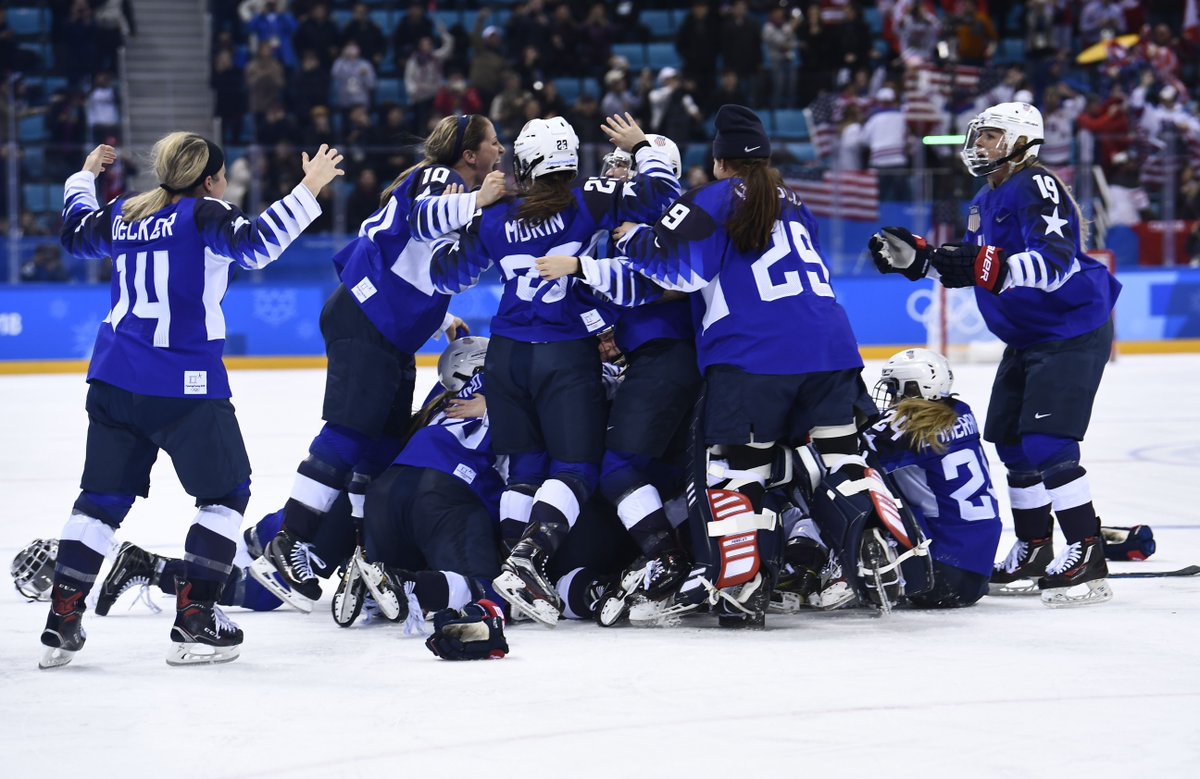 BleacherReport's tweet photo. 38 years to the day was the “Miracle on Ice”

#TeamUSA does it again 👏 https://t.co/NQvJrkhteP