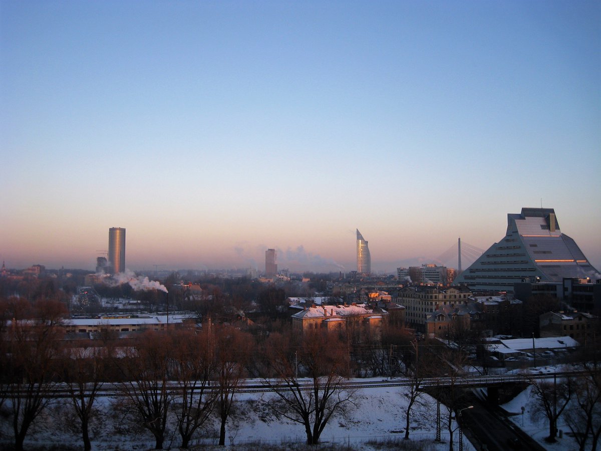 Saulains labrīta sveiciens Rīgai no Torņakalna!