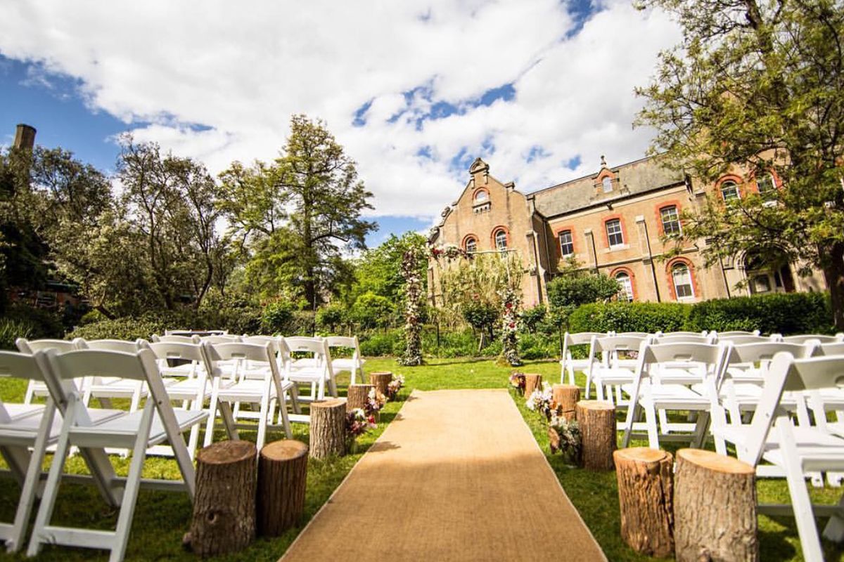 The Abbotsford Convent is a magical setting for your wedding ceremony and is conveniently located along the Yarra River in walking distance to The Rosina Function Space.
.
buff.ly/2GzWYfu
.
#abbotsfordconvent #heritagegarden #melbourne #melbourneweddings #melbournecouple