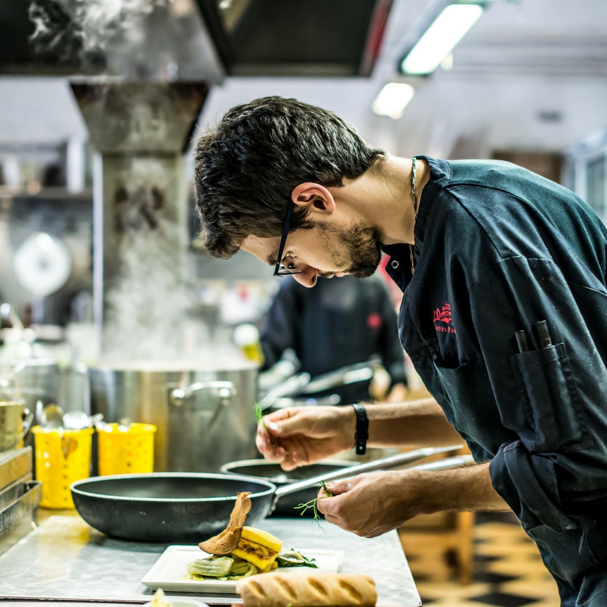 castelpergine's tweet photo. La storia continua...
Gli chef di Castel Pergine sono già all'opera e stanno sperimentando nuovi menù per regalarci grandi emozioni di gusto.
Scopri i menù di Pasqua e Pasquetta https://t.co/AIcPajWuk2
#scopricastelpergine #ristorante #pasqua #trentino 
📷 ph Alberto Tomasi https://t.co/cg1I0pIOuK