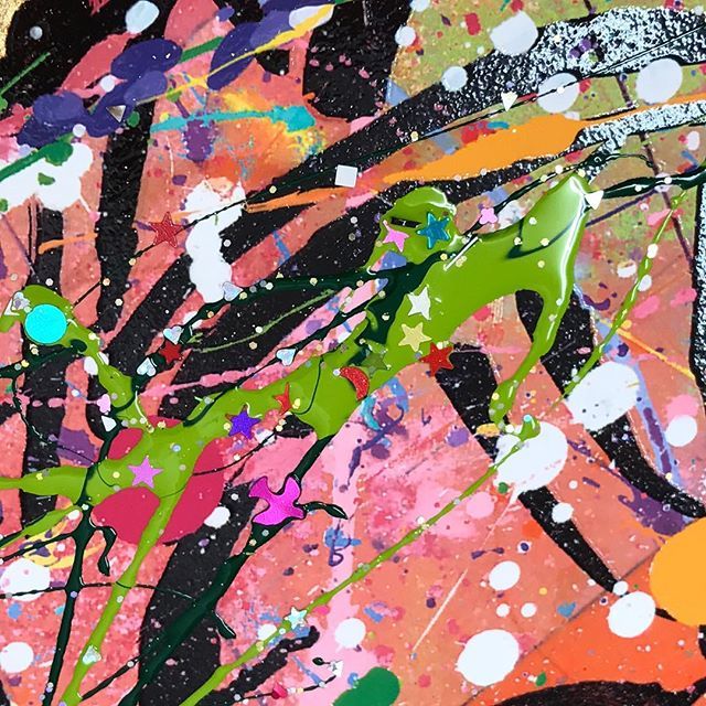 louise_dear's tweet photo. YumYum . . . detail . . . hand finished A/P 👙🦋✨🐬💕
. . .
#yumyum #handfinished #artistproof #anniversaryedition #gorgeous #goldleaf #glitter #gloss #swarovskicrystals #stickers #sequins #bling #blingbling #highlycollectable #workofart #art #artist… https://t.co/S0pV77FetQ https://t.co/Rc1XVqaZoK