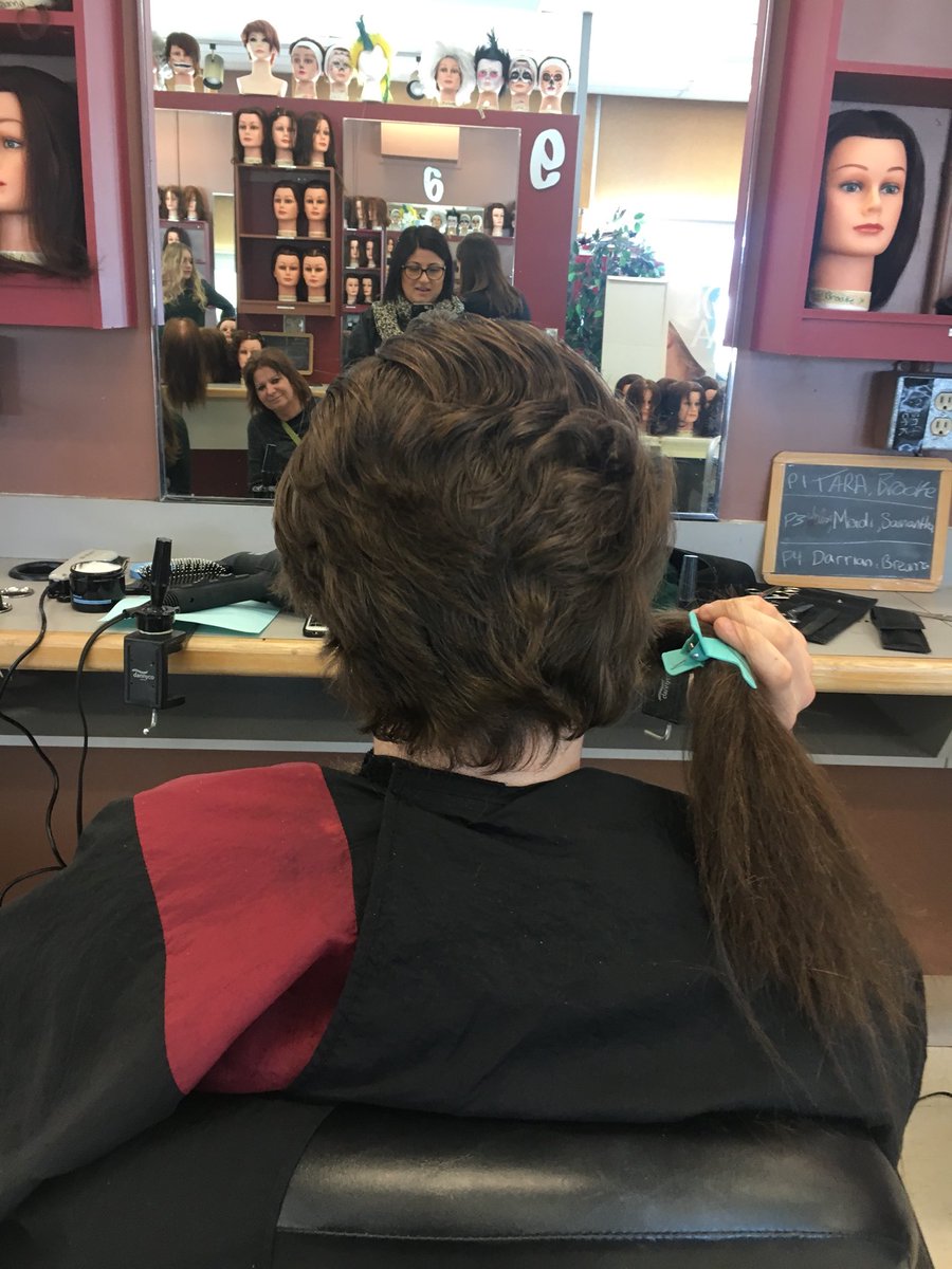 SPHDrama's tweet photo. Our drama program takes character development VERY seriously!#ReverendShaw’s character is really starting to come to life. #byebyelusciouslocks #helloShaw #tbcdsb #Footloose @DeCiccoMusic https://t.co/sH6cD5zt69