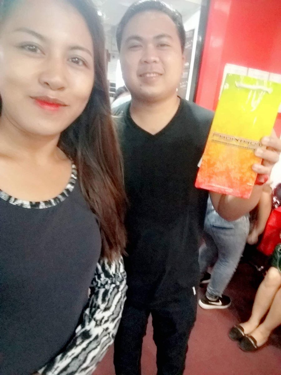 jayrborbz's tweet photo. I got my cheques & product of frontrow. For delivery sa nag order sa akin. If interested po kayo maging member ng frontrow. Kindly DM na lang po ako :)
#IloveFrontrow https://t.co/h7ssF8qy7D
