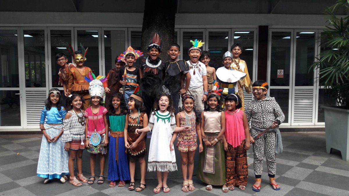 BSC_JuniorSch's tweet photo. #BSCY3 all dressed up for Aztec day. #aztecday https://t.co/7cwik8PlZF