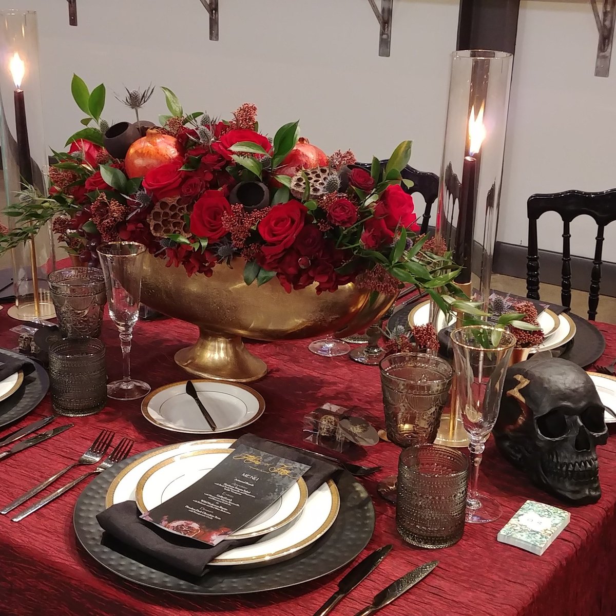 _dwebster's tweet photo. My Hades &amp; Persephone themed wedding design won Industry's Choice tonight at Inspired Spaces! Thanks so much to everyone who voted! #senecafashion #eventrentalgroup #greekunderworld #eventdesign https://t.co/Yay8iucWTs