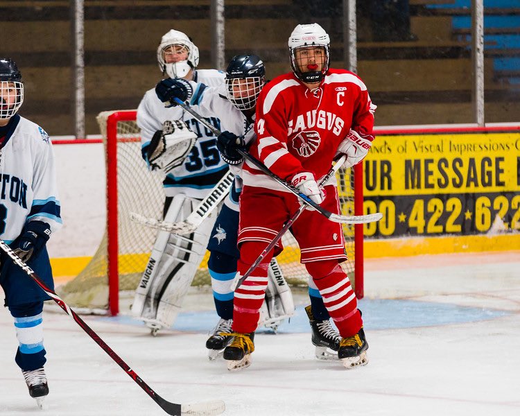 xoxoGabriella_M's tweet photo. I’m sorry I can’t be there for your senior night but your #1 fan is always cheering you on!! I love you so much #14❤️ I’ve loved every minute of watching you play for these past years! Have fun tonight and good luck ❤️❤️ @Mooreman_14 #theredjacket https://t.co/lmmgZaHpkY