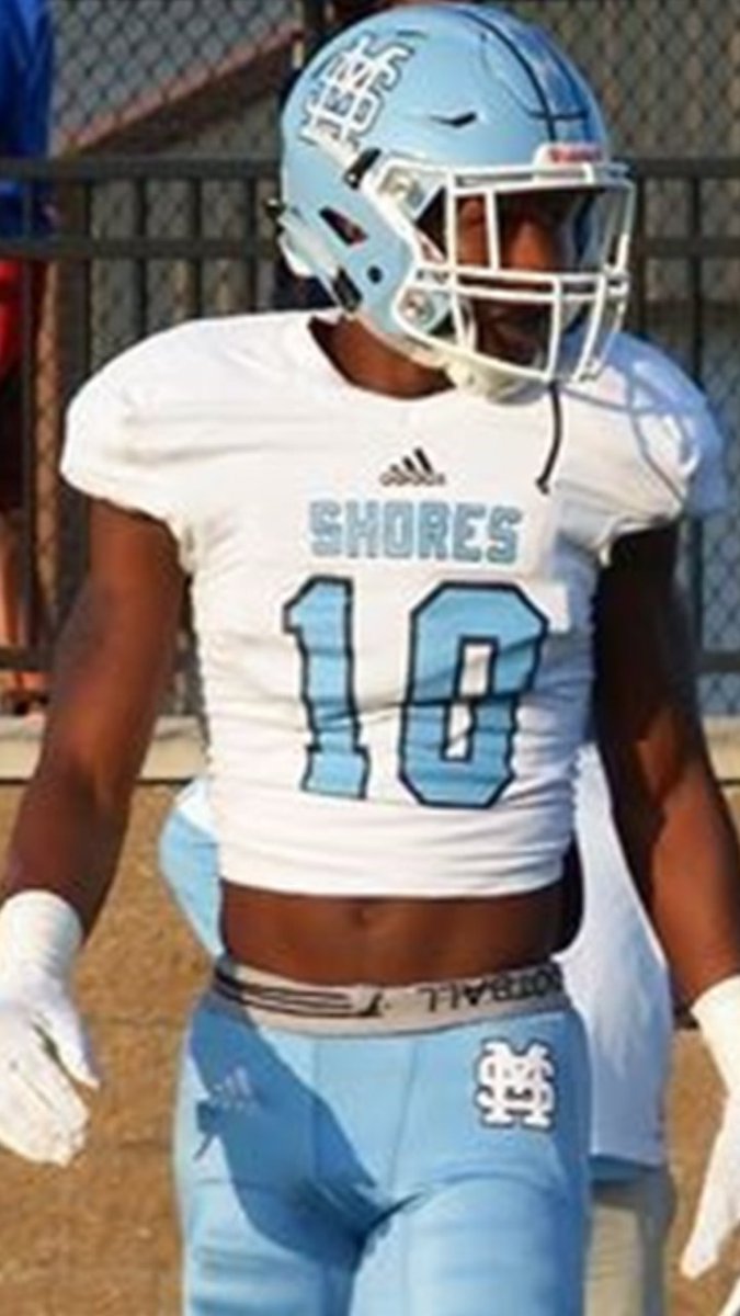 The #3️⃣WR in the 2️⃣0️⃣1️⃣9️⃣ class is Damari Roberson <a href="/Robersonkid_10/">Damari Roberson</a>