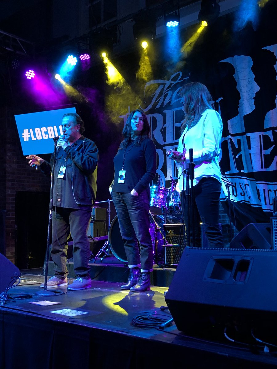 thelaurenklein's tweet photo. @omgitsgia rocking the @NV89Radio stage @EldoradoReno #BrewBrothers #Local891 https://t.co/IoYUgNCJPU