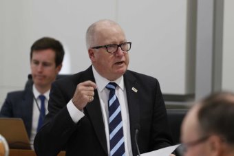 Dickson land swap deal between ACT Government and Tradies Club 'not value for money'
ab.co/2EH0uEh