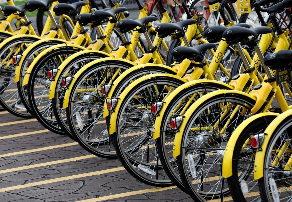 CityLab's tweet image. Why Florida cities are fighting with the state over dockless bikesharing trib.al/KDoieh7