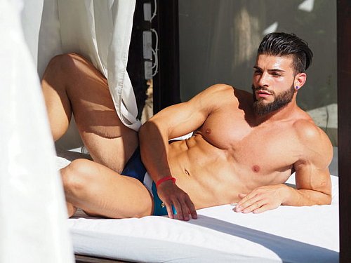 #GayPorn James Clark #gaymuscle Naked #BigMuscle at https://t.co/zDbZsDyOz5! https://t.co/ZgPXRrwAFL