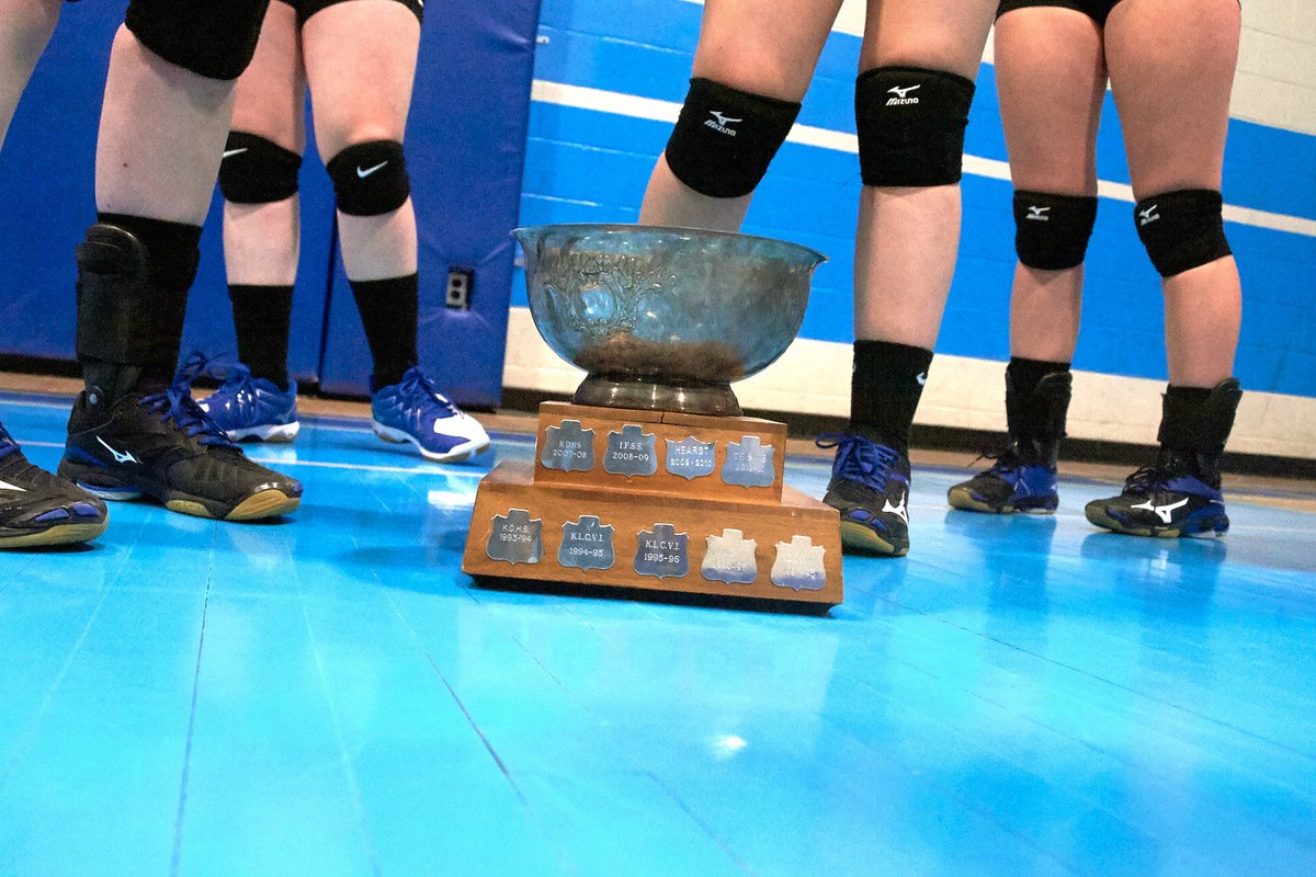 EastlinkAaron's tweet photo. Congrats to Timmins High for defeating TDSS in the championship game!! #NEOAA #volleyball #timmins #EastlinkTV https://t.co/W4LvH764yd