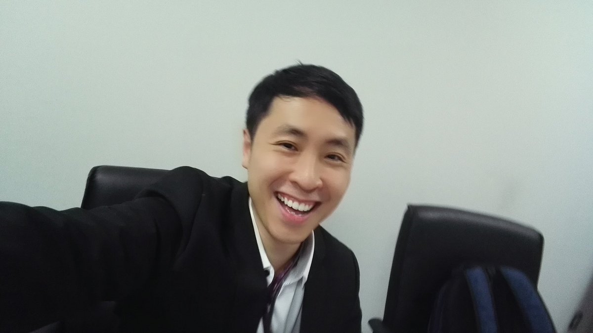 O Xrhsths 文曄星 Yousei Bun バイリンガル司会 Sto Twitter テレビ局で打ち合わせ