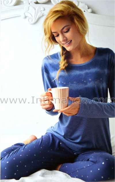 INTIMANDO_COM's tweet photo. Di notte è importante essere a proprio agio con il proprio #pigiama. Per questo oggi vi proponiamo la qualità di #EnricoCoveri a soli 19,90€. Per la primavera/estate in arrivo scopri i nuovi #pigiami #donna su https://t.co/uYA9NP1F13 #shopping #online #intimo #primavera #estate https://t.co/MzCyTeBU0g