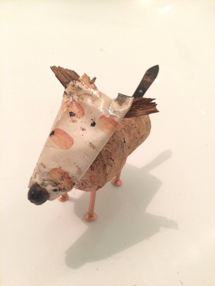 artfromheart82's tweet photo. #woof #translation #goodmorningbritain #doggy #walk #mini #sculptures #bahons #fineart #take #me #home https://t.co/zITB6FOTic
