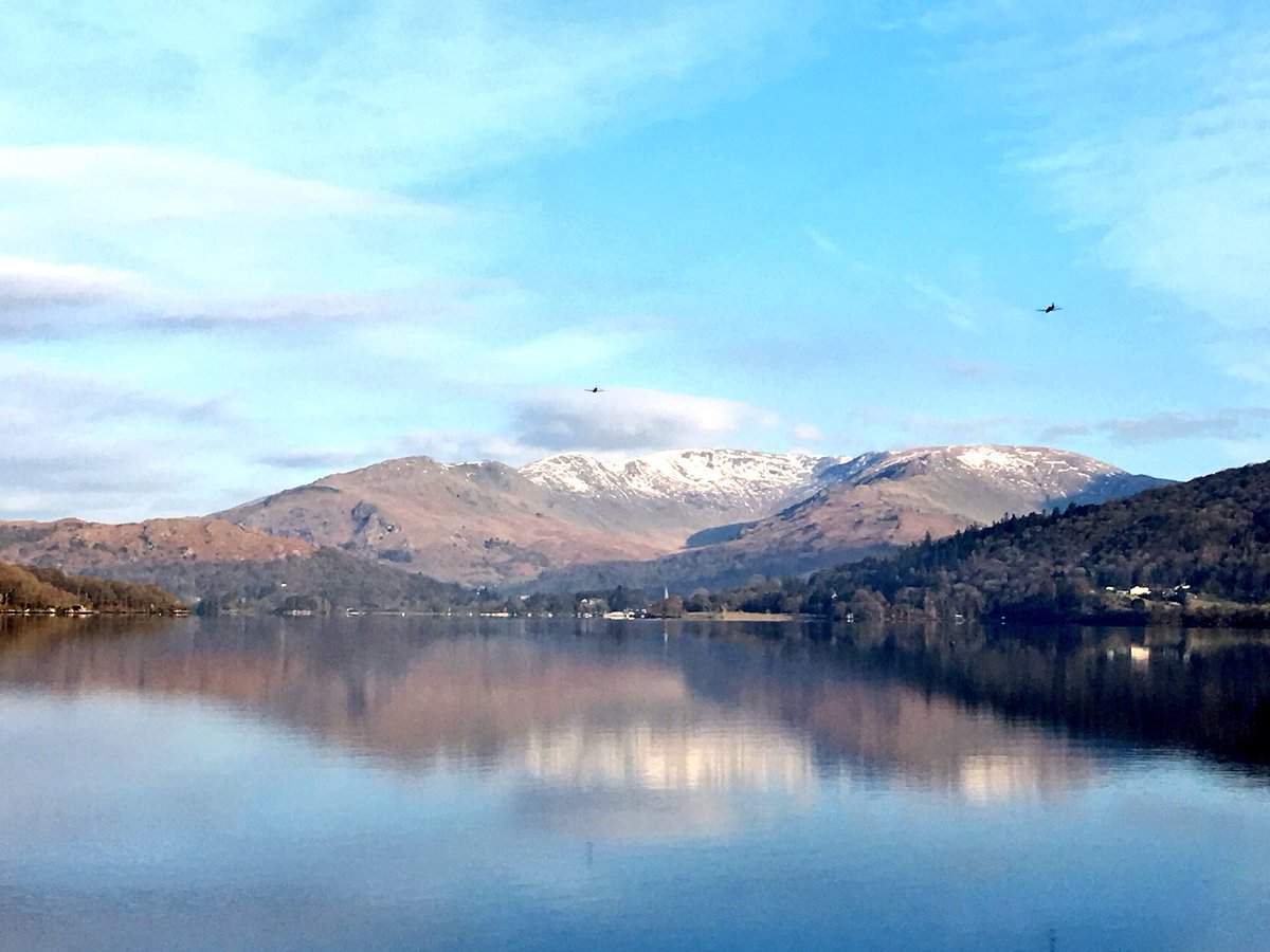 Two RAF Tucano’s flying towards #Ambleside and Fairfield this morning, viewed across #Windermere. We hope they wiggled their wings in salute as they flew over the newly liberated #Thirlmere today! <a href="/ZipOffThirlmere/">Zip Off</a> ✈️ 🇬🇧🏔 #LakeDistrict