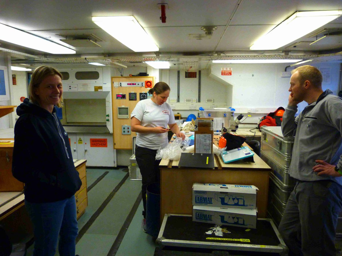 SCIENCE IN THE SEA – The adventure begins! Dr Rowan Whittle tells us what the #LarsenCBenthos team have been up to since leaving the UK last week. Find out here: bas.ac.uk/blogpost/scien… #Antarctica @susie_hailey @Dr_will_reid @adrg1 @melkmack @mucofloris