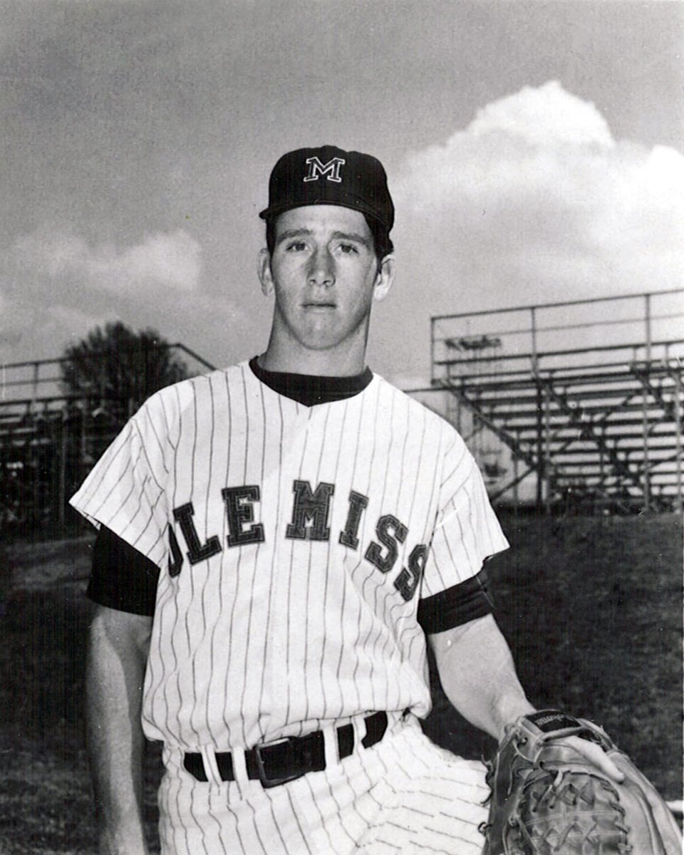 Archie Manning Signed Ole Miss Rebels RK Authentic 18 Decal Helmet –  Limited Edition of 18 with 3 Inscriptions – Radtke Sports, image size:960x1200