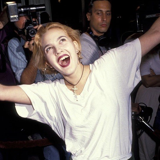 Happy Birthday Drew Barrymore! 43 years a living legend. 