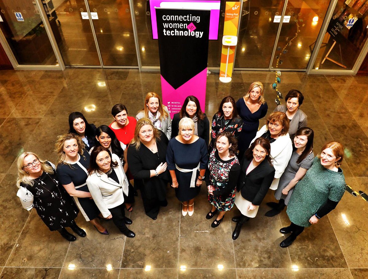 eirNews's tweet image. Some group shots of the @CWITirl and @mitchelloconnor at today's #CWIT event. #letsmakepossible