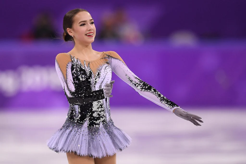 フィギュア女子ＳＰ首位、ザギトワの衣装に隠された仕掛けが凄かった！！！