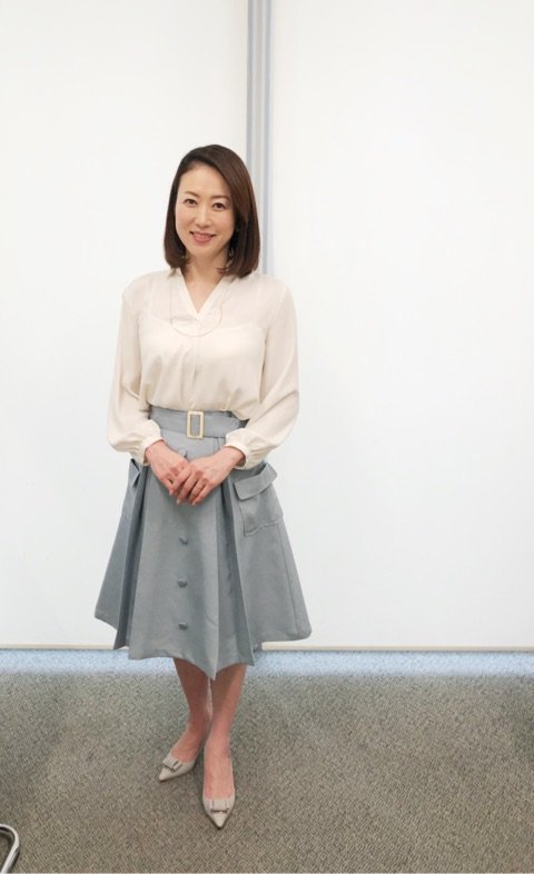 田中雅美 على تويتر 田中雅美 ブログを更新しました 衣装すなっぷ 画像2枚 T Co Kt4wrchkeq 田中雅美 グッドモーニング アメブロ