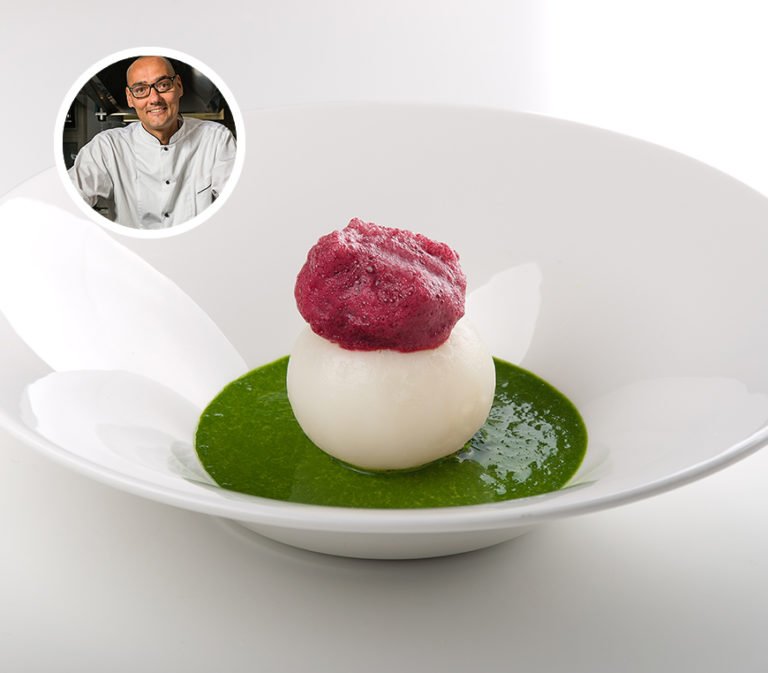 #master di #altacucina vegan di #chef <a href="/ChefSimone/">Simone Salvini</a>, un luogo dove confrontarsi con le dinamiche e gli strumenti di una #cucina #professionale e #sperimentare nuove e interessanti soluzioni in ambito di cucina #vegetale. Il #percorso di 3 mesi #ristorazione
academy.funnyveg.com/corsi/corso-di…