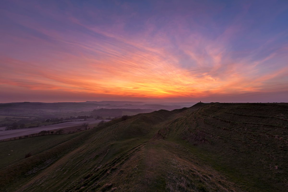 We're are a bit spoilt for a morning doggie run, a quick lunch time meander, or even a full days hike  for #mindfulness We can't think of anywhere better for #WorldThinkingDay but we are biased! #getoutside #ancientlandscape #inspirational #Dorset