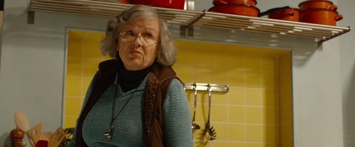 Happy Birthday to Julie Walters who\s now 68 years old. Do you remember this movie? 5 min to answer! 