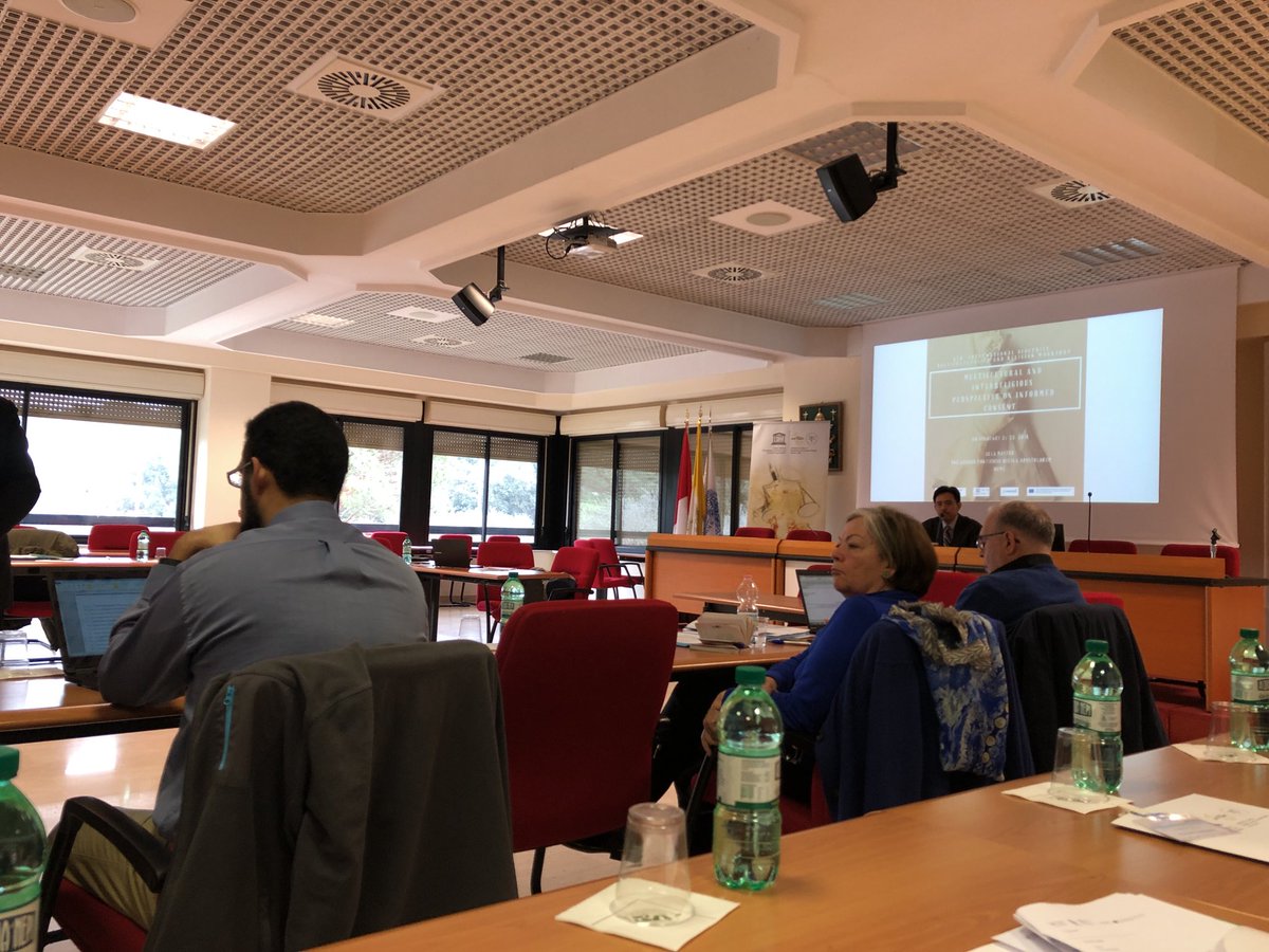 mariacubillodv's tweet image. Today’s session about a Confucian view of informed consent and the issue of vaccination with Ruiping Fan. #iconsent @ICONSENTEU #unesco #workshop #multiculturalism