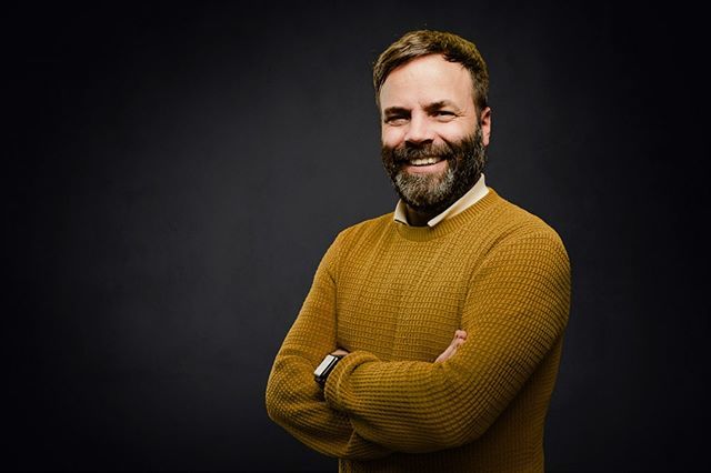 APWKendall's tweet photo. Portrait photography for #business taken with my portable studio setup. I will travel to you π
#portrait #headshot #portraitphotography #nikon #commercialphotography #photography #darkbackground #photoshopbackground #adobe #ceo #partner #director https://t.co/mXEvQsrq3S https://t.co/SUvAzkeIGG