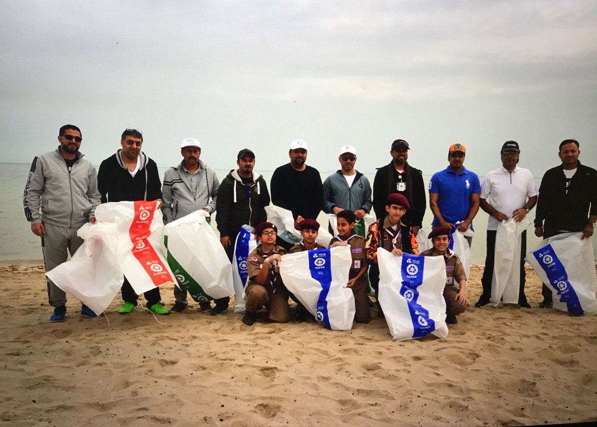 We just completed the Al Wakra beach clean up with our partners <a href="/QAPCOPR/">QAPCO</a> for the Waste Free Environment Day. We showed some love to our beautiful planet Earth! Thanks to all partners &amp; participating companies/schools who joined us today! #WEFCampaign