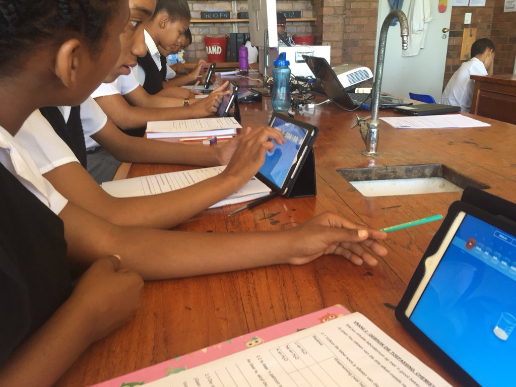 Erna Schnautz tweet media