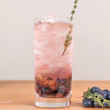 cherene_nel's tweet photo. @HelloJoburgMag @theginologist Has to be handcrafted local gin with pink Fitch &amp; Leeds tonic with fresh blueberries a thyme sprig and lots of ice! https://t.co/7WXGmVfKNW