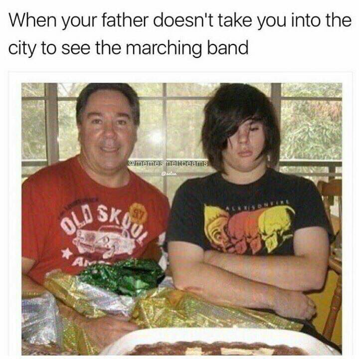 SadieRae_xo's tweet photo. Me still hating a little bit now #whateverdad https://t.co/iueEdll8UF