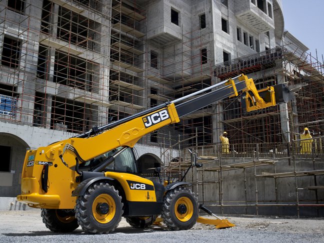 ClarkLifting's tweet photo. #ThrowbackThursday @JCBmachines #Telehandler on a #contructionUK site #Lifting, Telehandlers form part of our #CraneHire & #PlanHire fleet, see the rest here https://t.co/Jd1f6NfTkZ or call for a quote 01403864864 #CraneSpotting #Building #Sussex #LiftingTeam #Cranes #JCB https://t.co/gY0XiHstiA