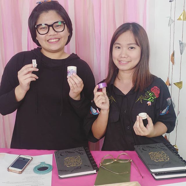 BDJBox's tweet image. Washi tapes, baby! We're almost ready to start the #BDJCraftyThursday! Tune in at our FB page, facebook.com/bdjbuzz!❤ ift.tt/2HAFYai