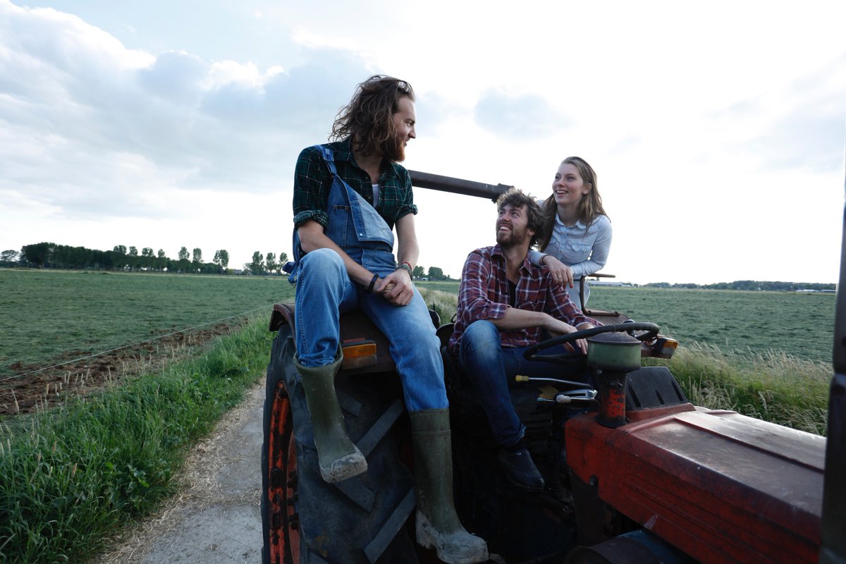 Den Eelder tweet media