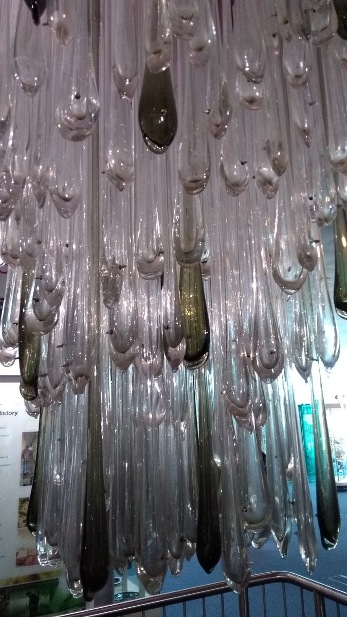Oh, the fabulous  memories of holding my Dad's hand as we walked through #manchesterairport to wave him off. Visiting <a href="/TheWorldofGlass/">TheWorldofGlass</a> for #connectedcollections