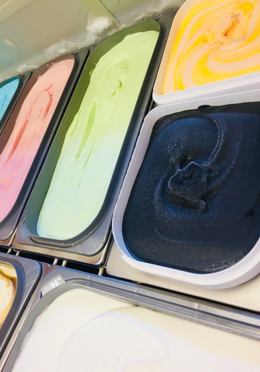 Freshbites_'s tweet photo. 🍦🍦Our first batch of 2018, of @mariosicecream has arrived🍦🍦, including the new sweet shop range #blackjack #fruitsalad #drumstick as well as the new Granny Smith flavour! #nevertocoldforicecream #springiscoming #ammanford https://t.co/prvtagPLVN