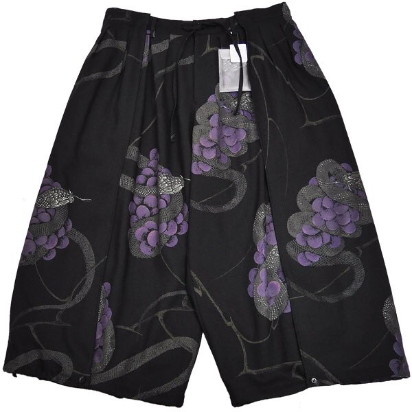 マジ珍しい。 14awの中では蛇と葡萄が1番好き。 未使用 Yohji Yamamoto 