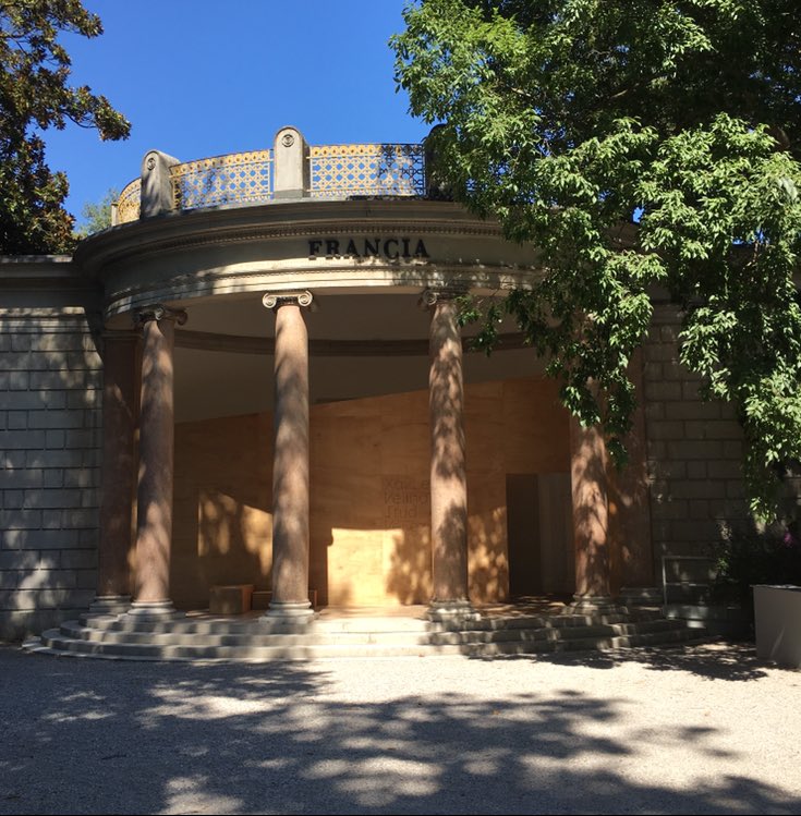 MinistĂšre de la Culture đ«đ· (@ministerecc) on Twitter photo Faut-il construire des bĂątiments ou chercher Ă les faire Vivre?
Présentation du projet "#Lieuxinfinis" pour le #Pavillonfrançais de la 16e Biennale d'Architecture de Venise 2018.
Projet d'<a href="/ENCOREHlab/">Encore Heureux</a> mis en Ćuvre par l'<a href="/IFParis/">Institut français</a> pour reprĂ©senter la France <a href="/la_Biennale/">La Biennale di Venezia</a> Faut-il construire des bĂątiments ou chercher Ă les faire Vivre?
Présentation du projet "#Lieuxinfinis" pour le #Pavillonfrançais de la 16e Biennale d'Architecture de Venise 2018.
Projet d'<a href="/ENCOREHlab/">Encore Heureux</a> mis en Ćuvre par l'<a href="/IFParis/">Institut français</a> pour reprĂ©senter la France <a href="/la_Biennale/">La Biennale di Venezia</a>