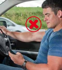 roadtozero's tweet photo. Using either a hand-held or hands-free device while driving will make you four times more likely to crash. If you are texting this may increase even further to twenty three times more likely to crash. https://t.co/NdhfnWZEnQ
