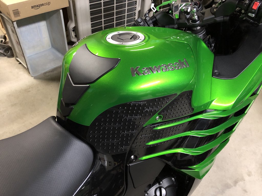 ω´-)9 ﾖｯｼｬｧ!! これがこうなった！ カッコヨシ(￣∀￣*)ｲﾋｯ #ZX14R