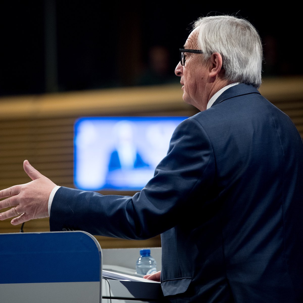 🔴 Follow live as President @JunckerEU speaks at Ideas Lab “Europe – Back on Track” → ceps.eu/CEPSlab18 #CEPSlab18