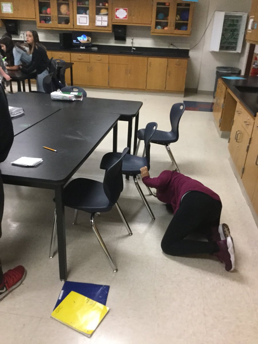 MrsJordanSci6's tweet photo. Breakout box fun in science!!!! @NISDSecScience @ericahallam @baldridge_chuck @julieschweers #breakout #sciencerocks https://t.co/wMN2ViYS69