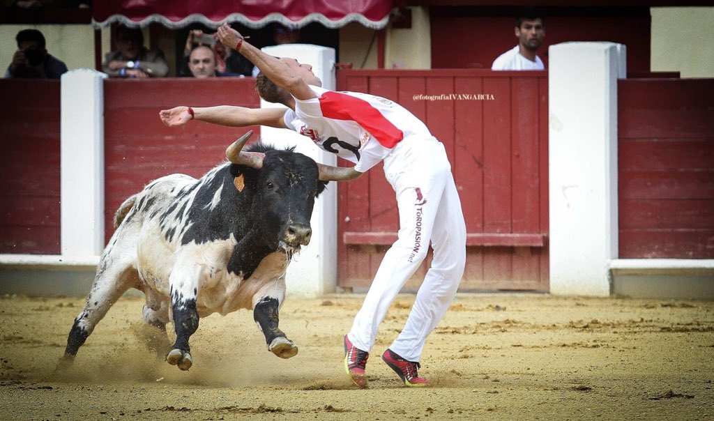 LaEmpalizada's tweet photo. Este viernes 23 Febrero, 20.15h Sala Vértice,Segunda Charla de XI Charlas Culturales Taurinas:@toropasion Germán Villar empresa espectáculos taurinos,y los ganadores de la Liga Nacional de Corte Puro: Enrique de Frutos(2006) y el año pasado Pablo Martín "Guindi",modera César Mata https://t.co/owwTydvjda