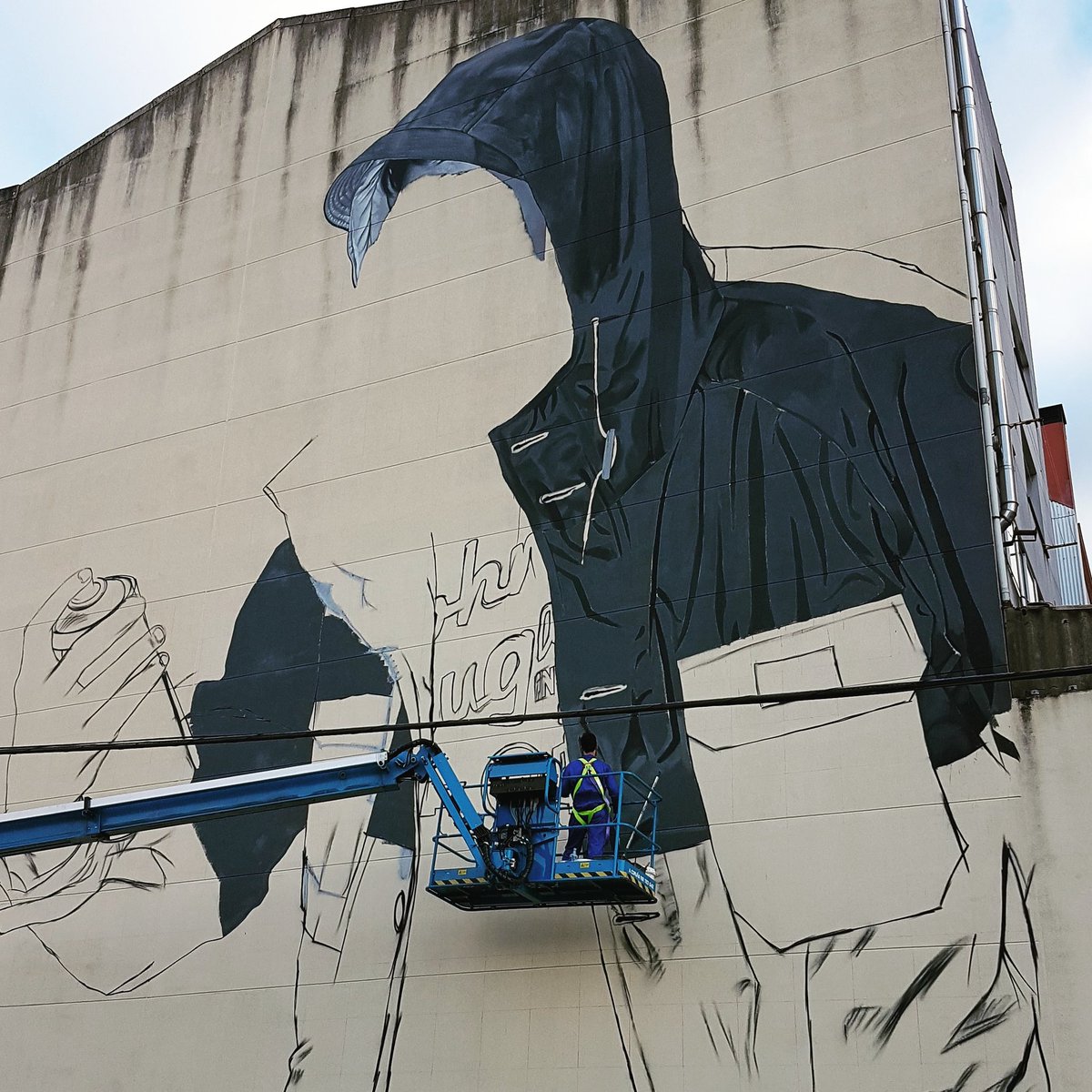 MurosDerrubando's tweet photo. #sekone @RexeneraF 2017 @TurismoCarballo
@MurosDerrubando #derrubandomurosconpintura #streetart #street_art #Streetartfestival #mural #urbanart #graffiti #artderue #arteurbano #artepublica https://t.co/pywYuYcYq0