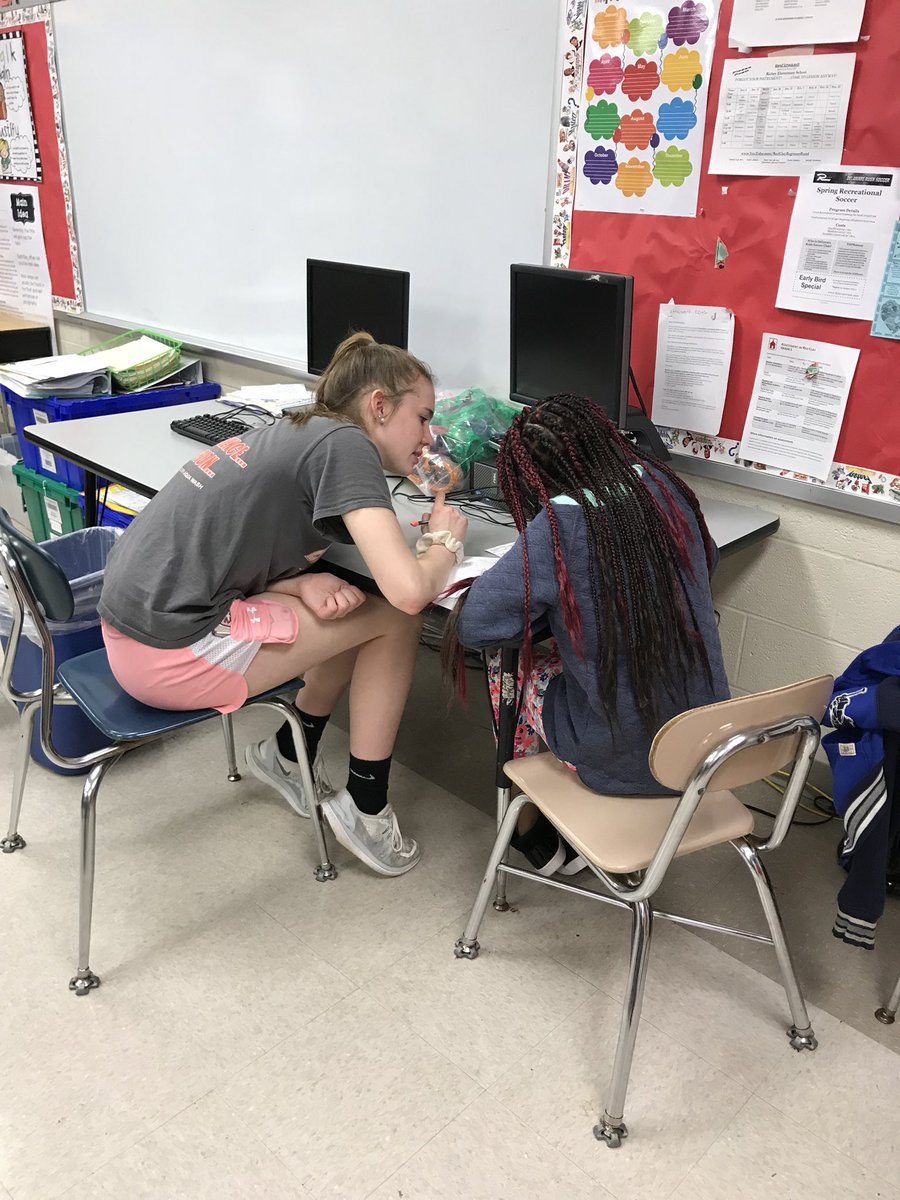 RicheyPrincipal's tweet photo. Conrad girls basketball team came to work with some of our Richey students. They are a great group of young ladies. @CoachK33 #richeyproud #GoConrad #WeAreRedClay @ConradAthletics https://t.co/L38Tph3SLy